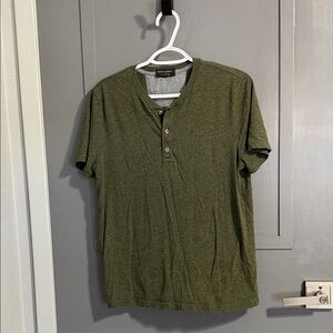 Banana Republic Green Short Sleeve Henley
